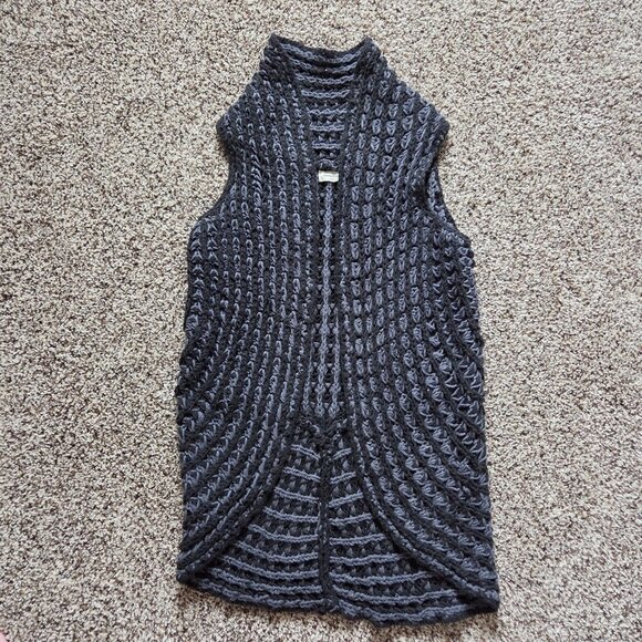 Sleeping On Snow Wool Blend Cardigan Womens S/M Sleeveless Black Chunky Wrap - Picture 1 of 7